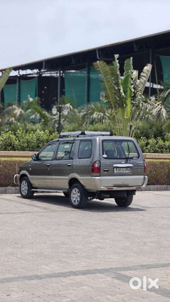 Chevrolet Tavera, 2015, Diesel