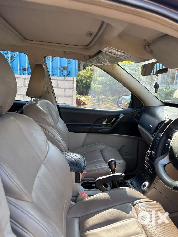 Mahindra Xuv500 2016 Diesel 84000 Km Driven