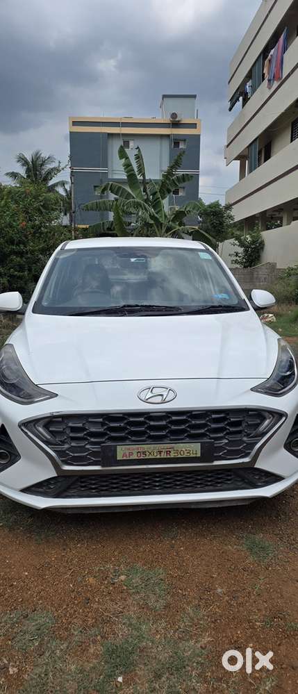 Hyundai Diesel Manual 2020 Showroom, Track