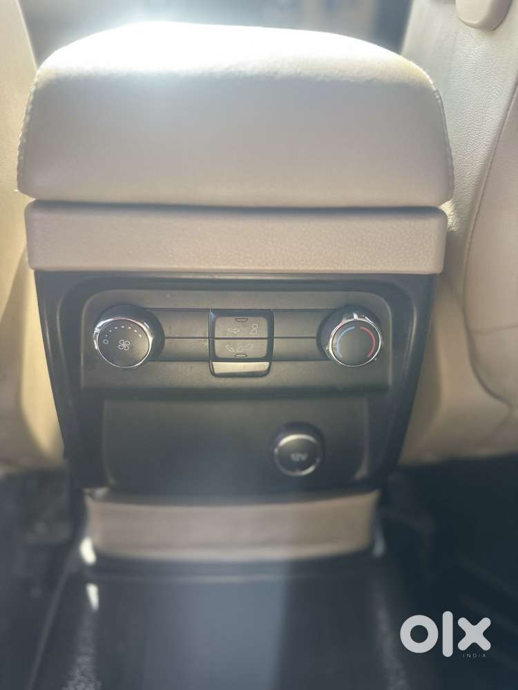 Ford Endeavour 2.2 Titanium At 4x2, 2019, Diesel