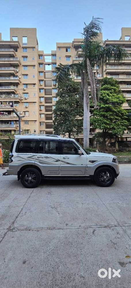 Mahindra Scorpio S10, 2016, Diesel