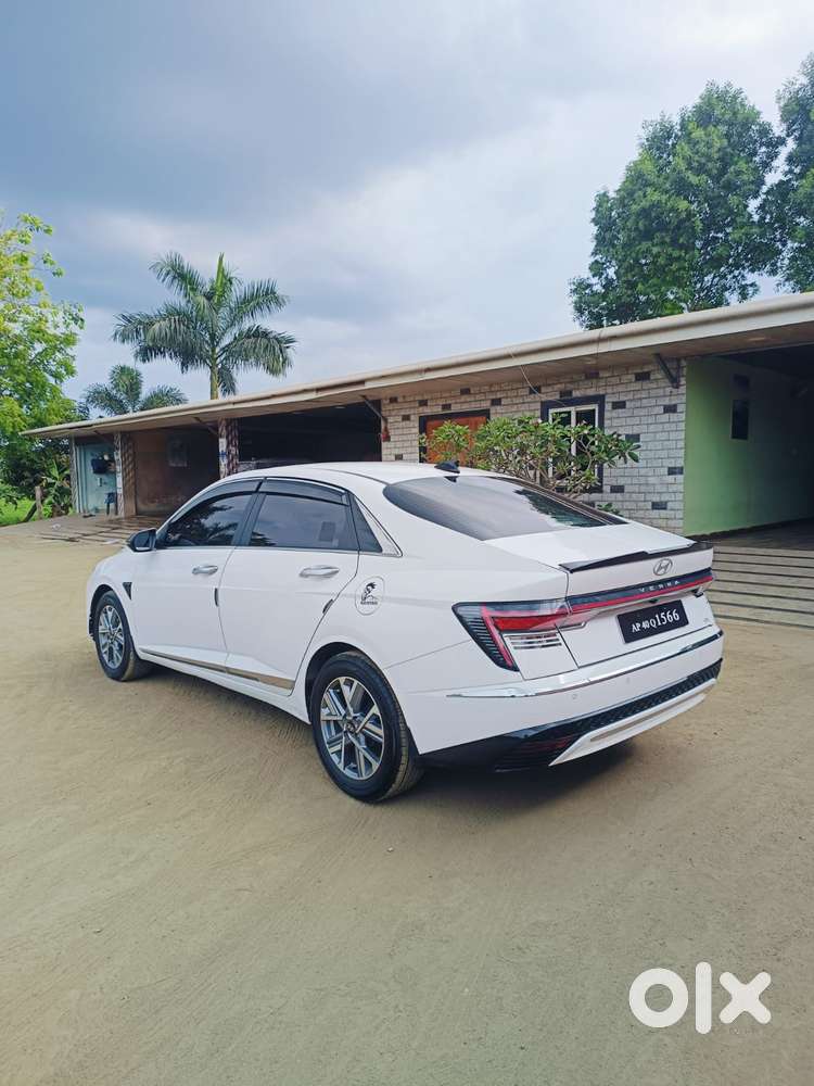Hyundai New Verna Sx O 1.5 Turbo Gdi Mt, 2023, Petrol