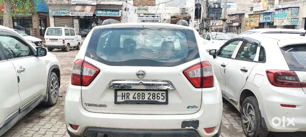 Nissan Terrano 2015 Year Petrol