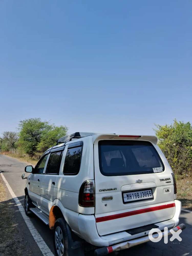 Chevrolet Tavera 2012 Diesel 135000 Km Driven