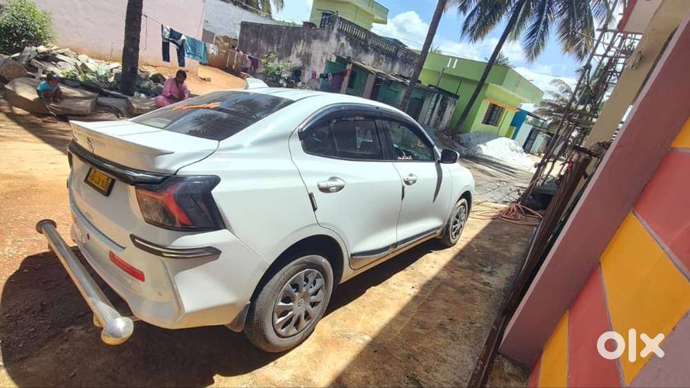 Maruti Suzuki Dzire 1.2 Vxi 2015