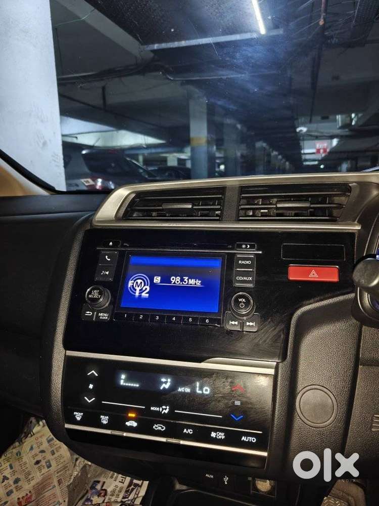 Honda Jazz V Automatic, 2016, Petrol