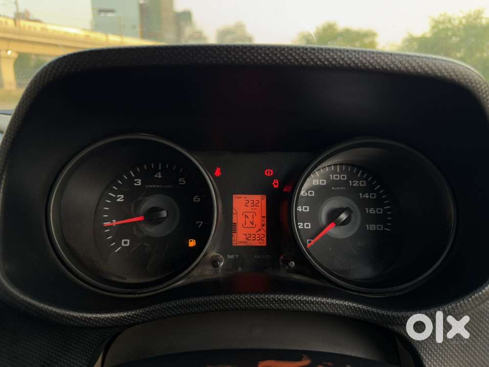 Mahindra Tuv 300 T6 Plus, 2017, Diesel