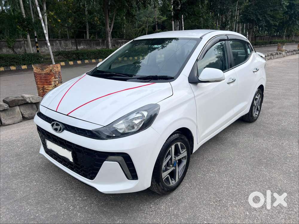 Hyundai Aura 1.0 Sx Plus Petrol, 2023, Cng & Hybrids