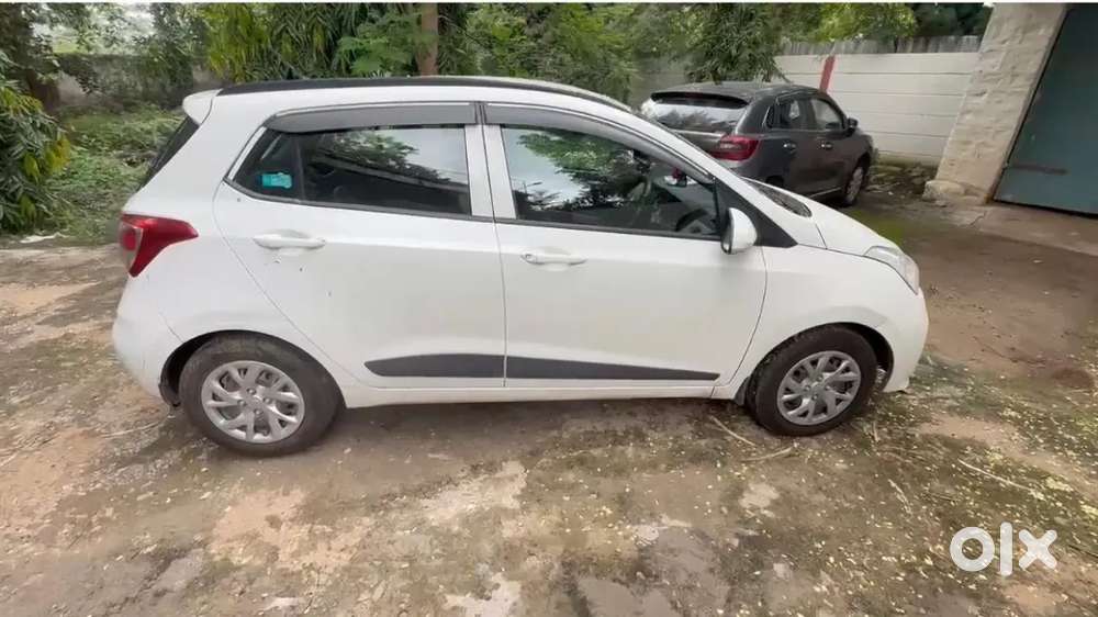 Hyundai Grand I10 Sportz 2018 Diesel Manual