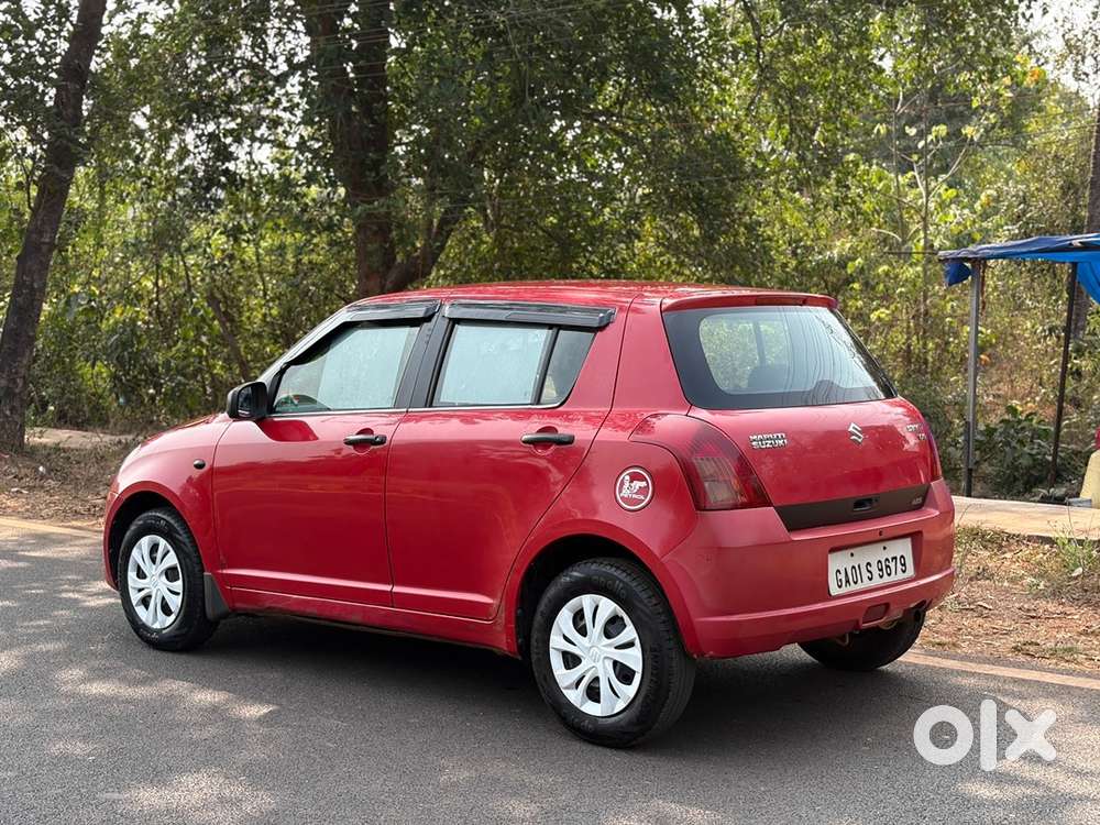 Swift Petrol Maruti 2006