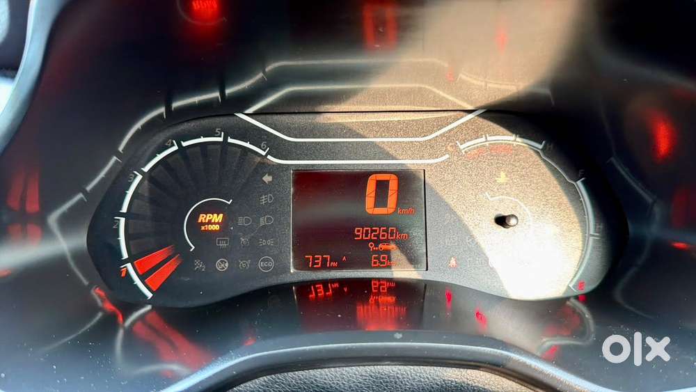 Renault Triber 1.0 Rxe, 2021, Petrol