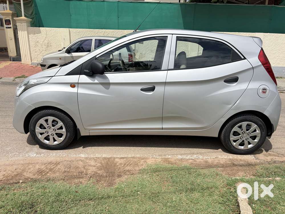 Hyundai Eon 1.0 Kappa Magna + (o), 2018, Petrol