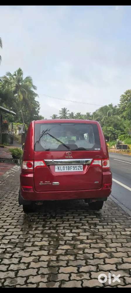 Tata Sumo Grande Lx 2012