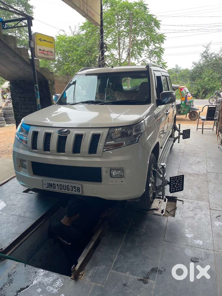 Mahindra Tuv 300 Plus 2018 Diesel Well Maintained