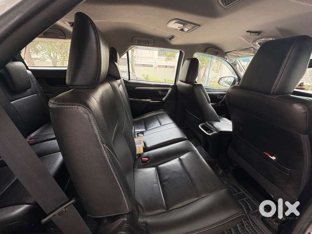 Toyota Fortuner 2023 Petrol Well Maintained