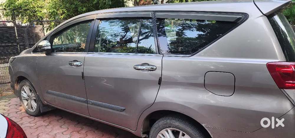 2017 Toyota Innova Crysta