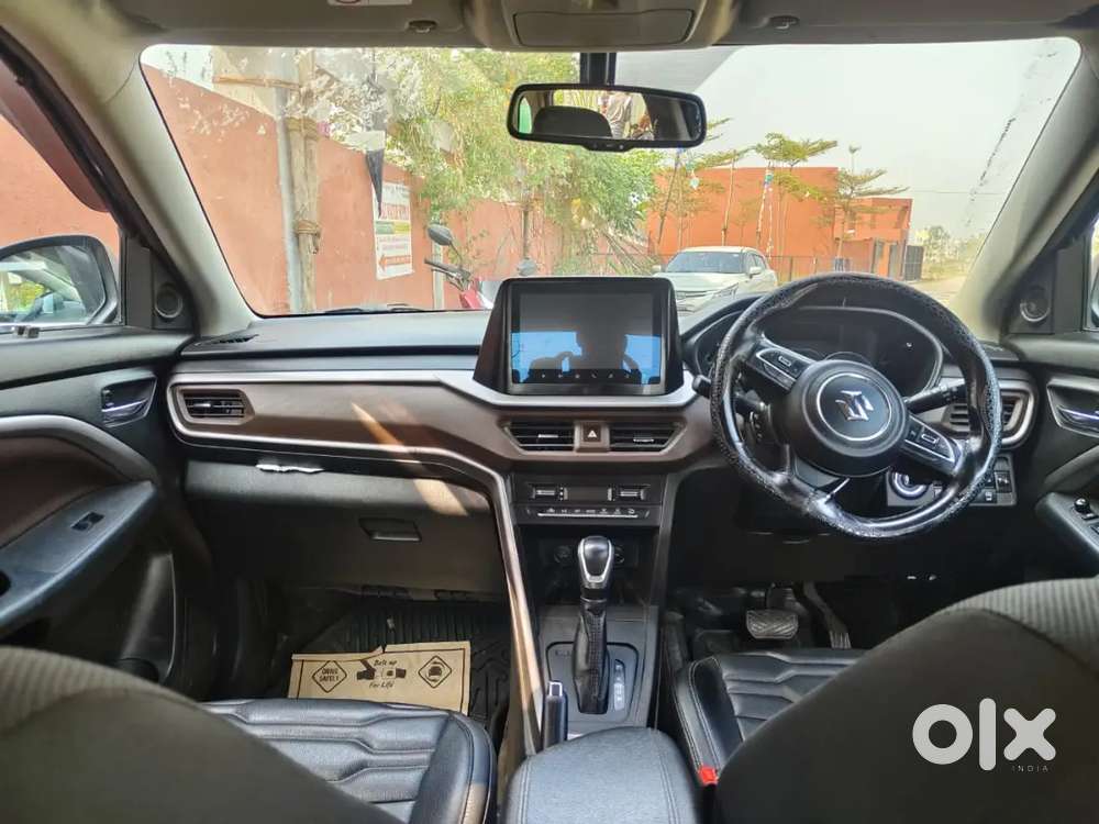 Maruti Suzuki Brezza 2023 Petrol Automatic 53000 Km Driven