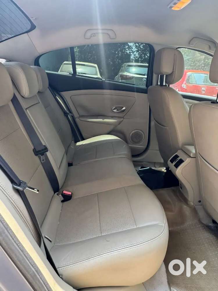 Renault Fluence 2.0 Petrol 2012