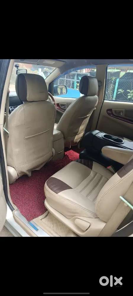 Toyota Innova 2.0 Petrol 2005
