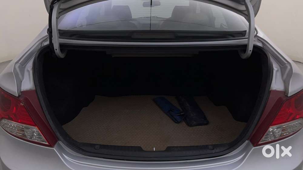 Hyundai Verna 1.6 Sx Crdi (o) At, 2014, Diesel