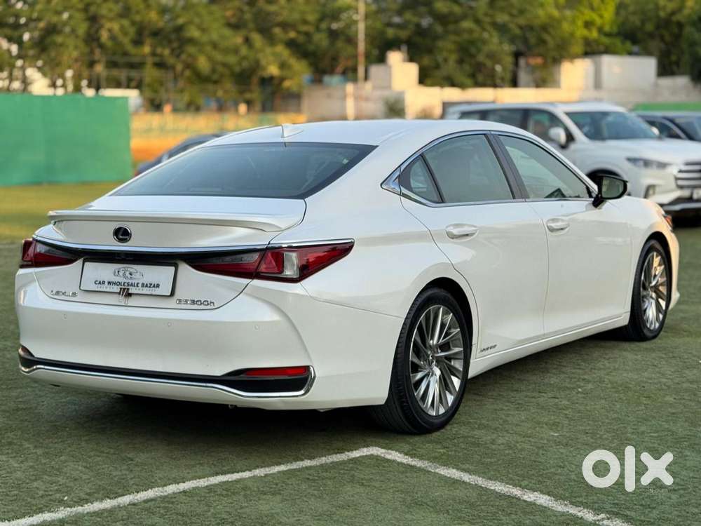 Lexus Es 300h Luxury, 2019, Petrol