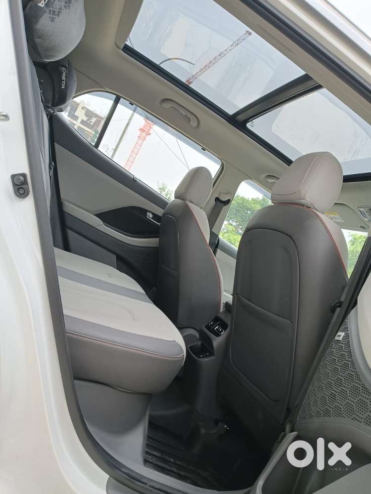 Hyundai Creta Sx (o) 1.5 Petrol Cvt, 2024, Petrol