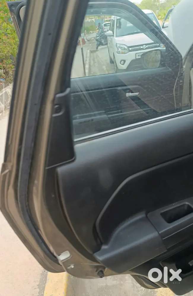 Maruti Suzuki Wagon R 1.0 2023 Cng & Hybrids 5010 Km Driven