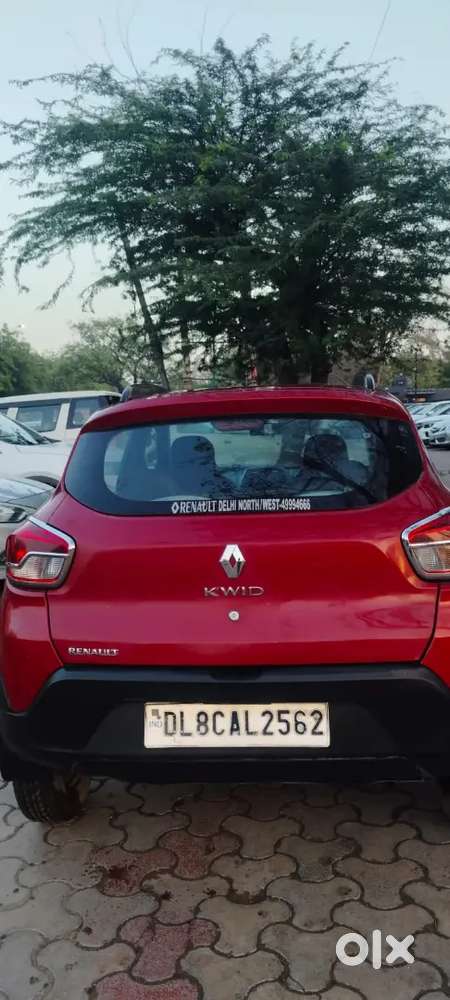 Kwid 2015 December 1st Owner 48000 Running Status Patrol