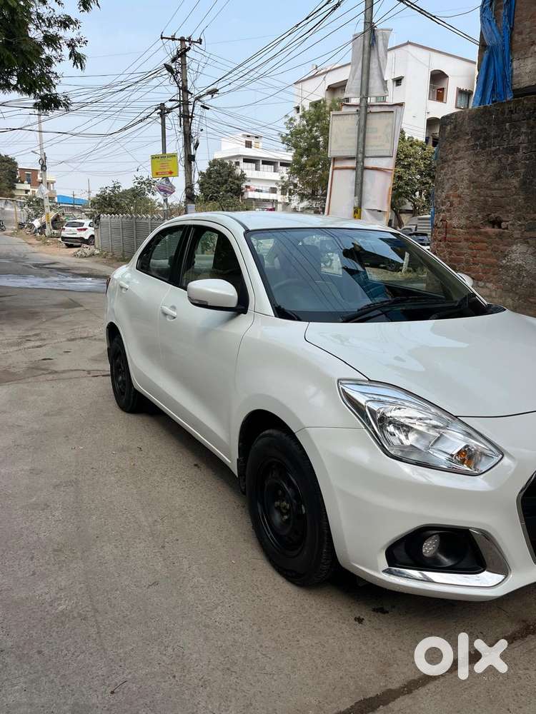 Maruti Suzuki Dzire 1.2 Vxi, 2024, Petrol