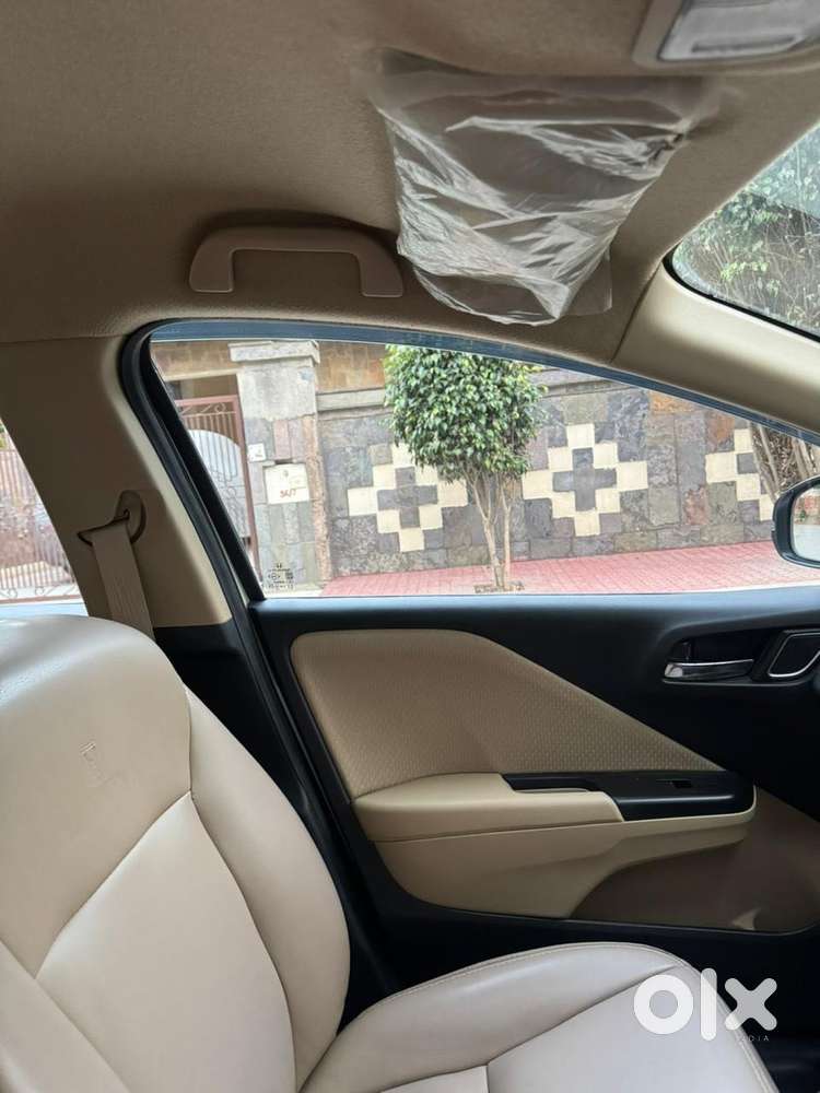 Honda City V Mt Exclusive, 2022, Petrol