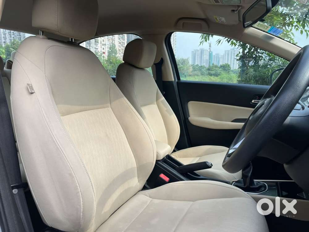Honda City 1.5 V 5th Gen I-vtec Mt, 2022, Petrol