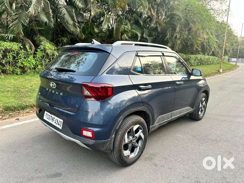 Hyundai Venue Sx (o) Mt 1.5 Diesel, 2020, Diesel