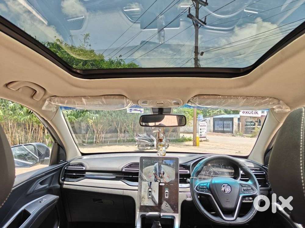 Mg Hector Savvy Pro 1.5 Turbo Cvt Dual Tone, 2024, Petrol