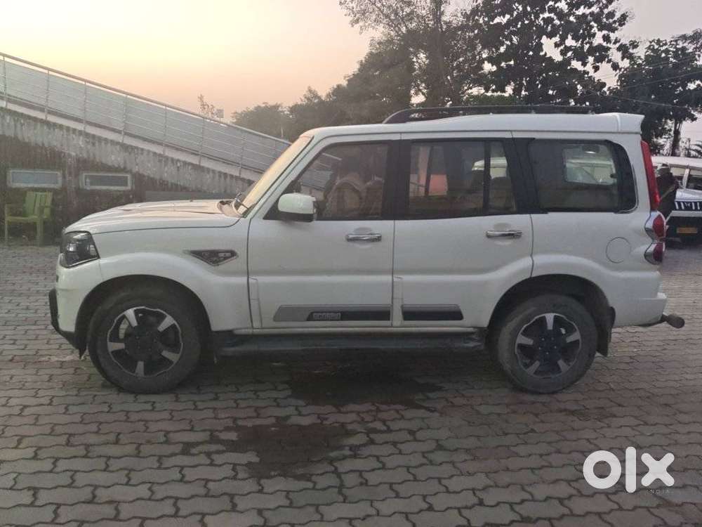Mahindra Scorpio Classic 2.2 S 11 Mt 7 Str, 2023