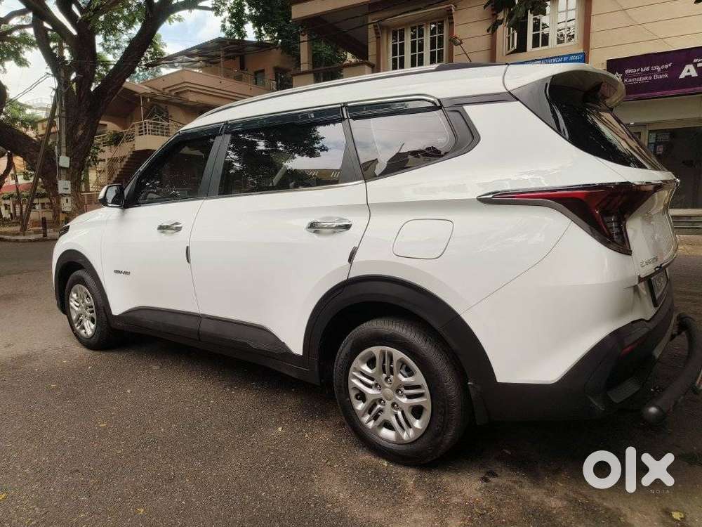 Kia Carens G1.5 6mt Gravity, 2024, Petrol