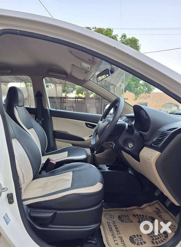 Hyundai Eon Era+ Se, 2017, Petrol