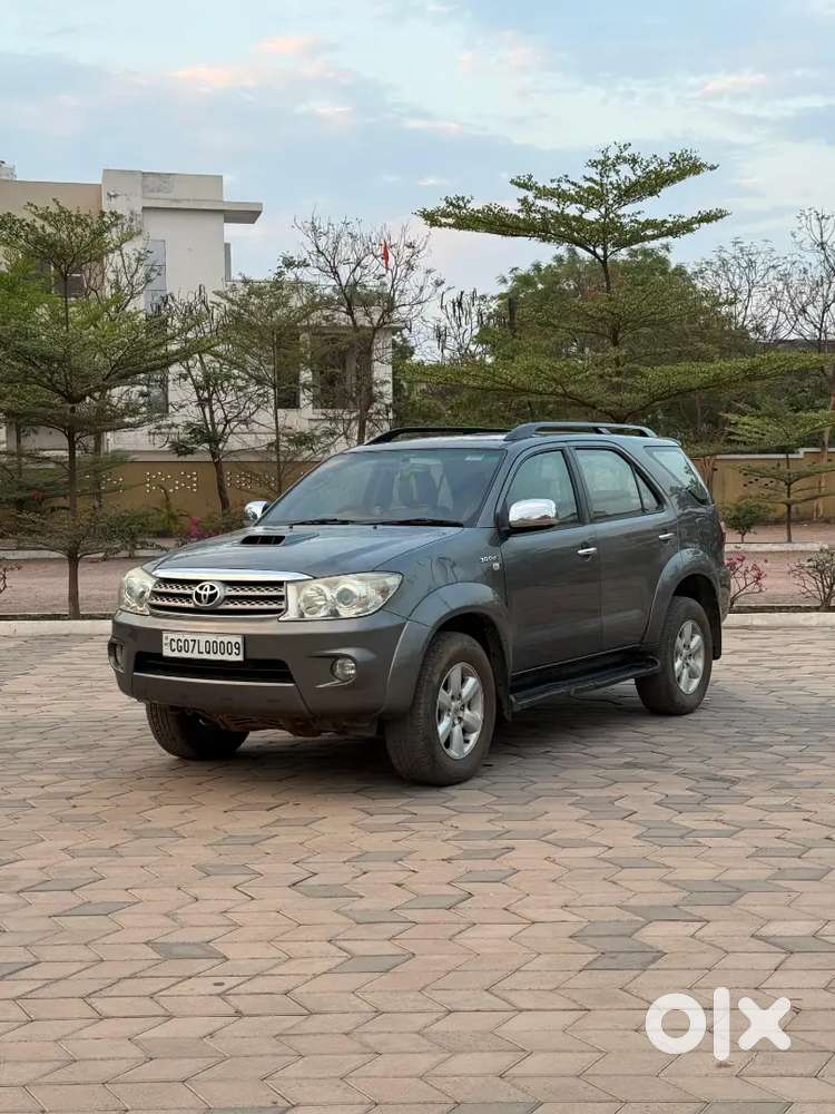 Toyota Fortuner 2011 Diesel Well Maintained