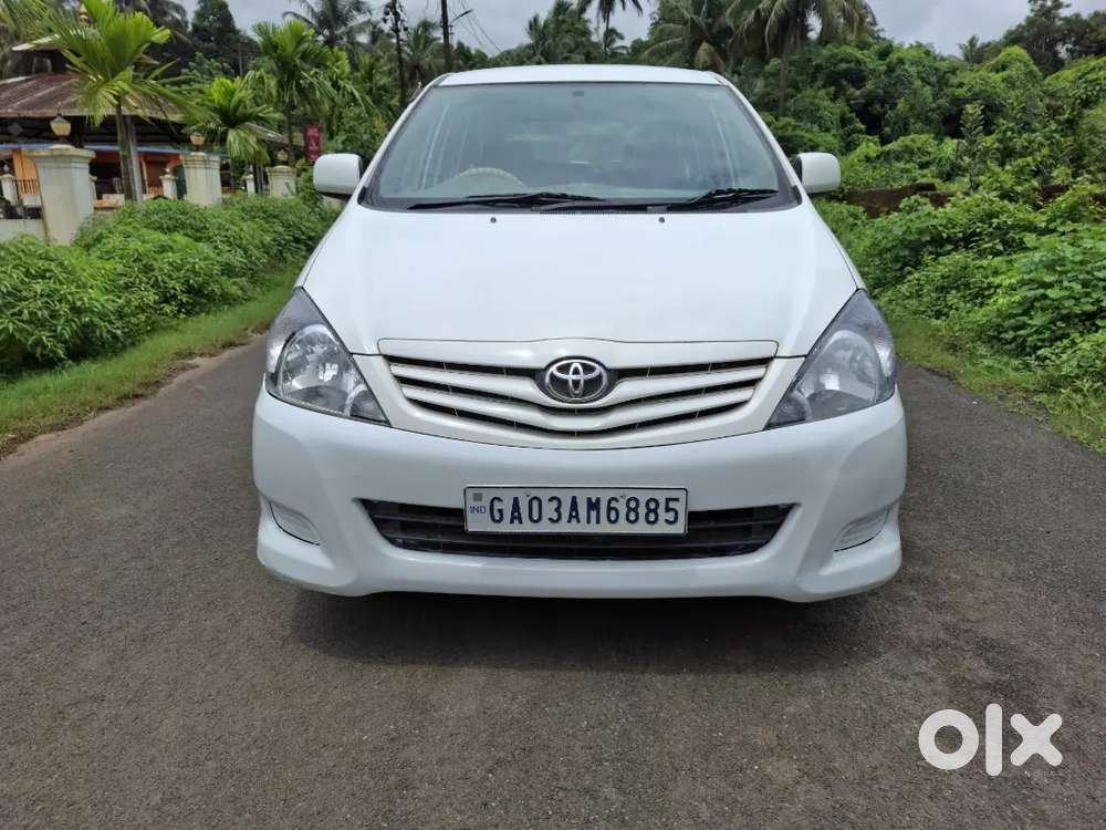 Toyota Innova 2.5 G 2010 Passing Till 2031 In Excellent Condition For