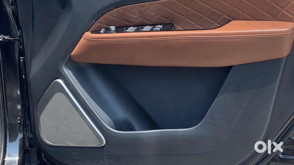 Mahindra Alturas G4 4x4 At, 2019, Diesel