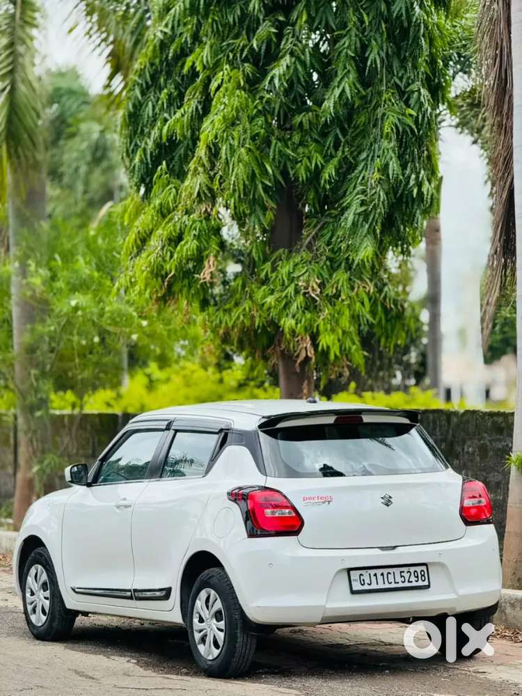 Maruti Suzuki Swift Vxi Petrol 2024