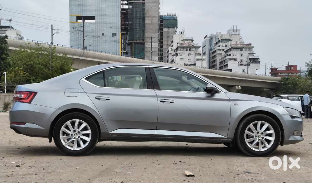 Skoda Superb Lk 1.8 Tsi At, 2016, Petrol