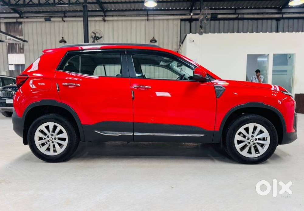 Skoda Kylaq Signature Plus, 2025, Petrol