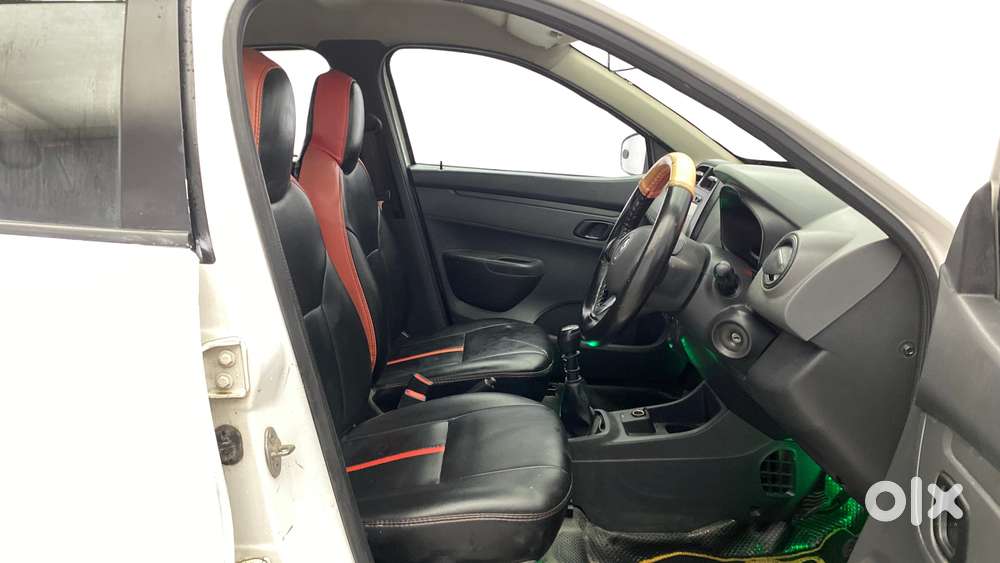 Renault Kwid Rxt, 2016, Petrol
