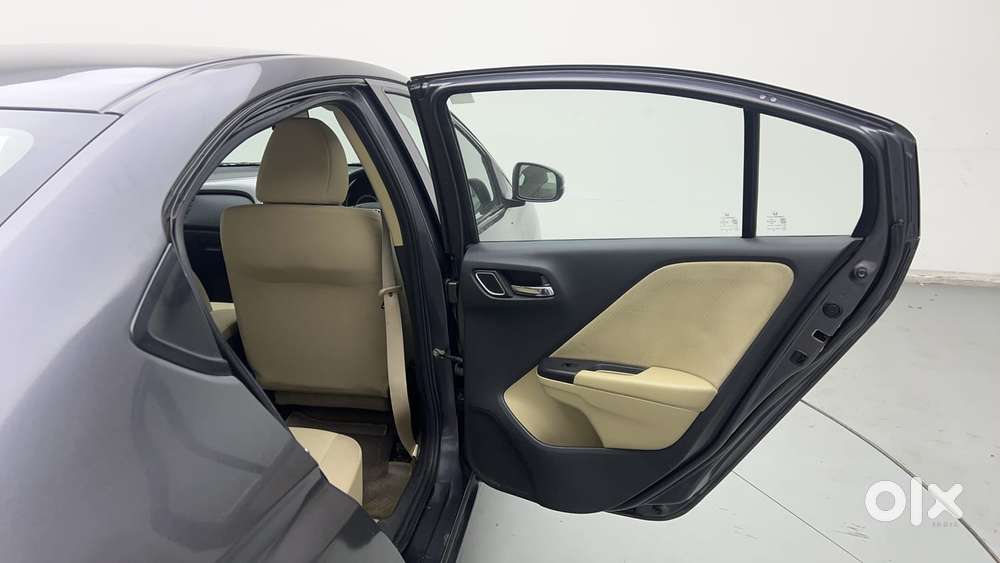 Honda City I-vtec V, 2018, Petrol