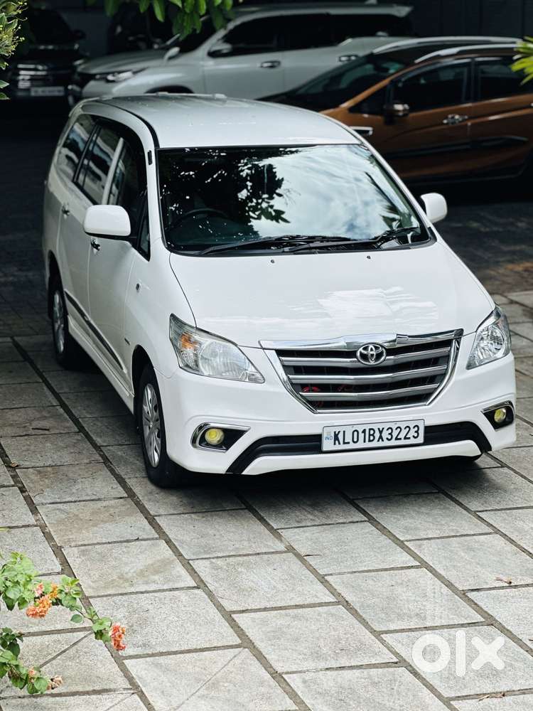 Toyota Innova 2.5 Gx 7 Seater Limited Edition, 2016, Diesel