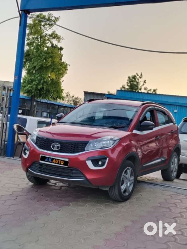 Tata Nexon 1.2 Revotron Xm (s), 2019, Petrol