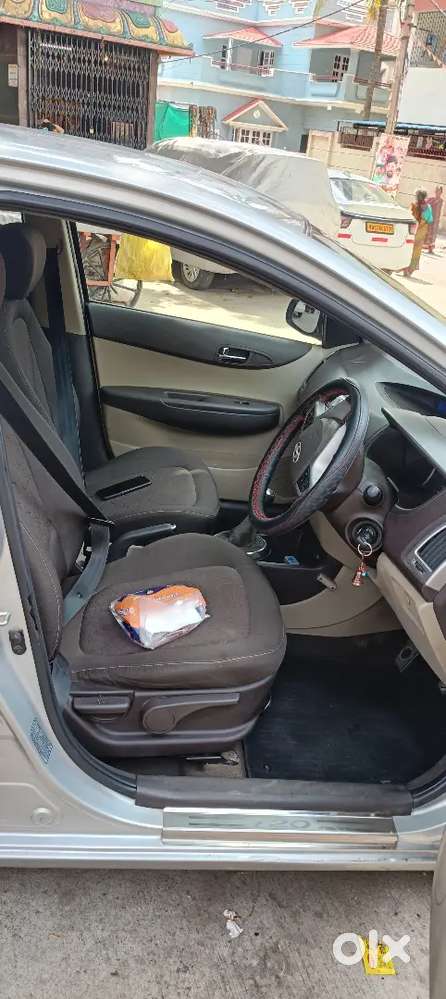Hyundai I20 2011 Petrol Well Maintained