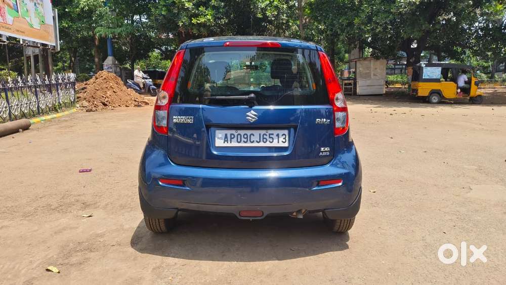 Maruti Suzuki Ritz Zxi, 2012, Petrol