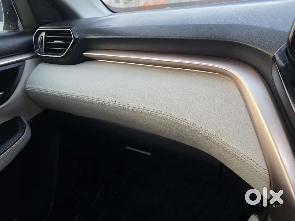 Grand Vitara Zeta Plus 1.5 Strong Hybrid