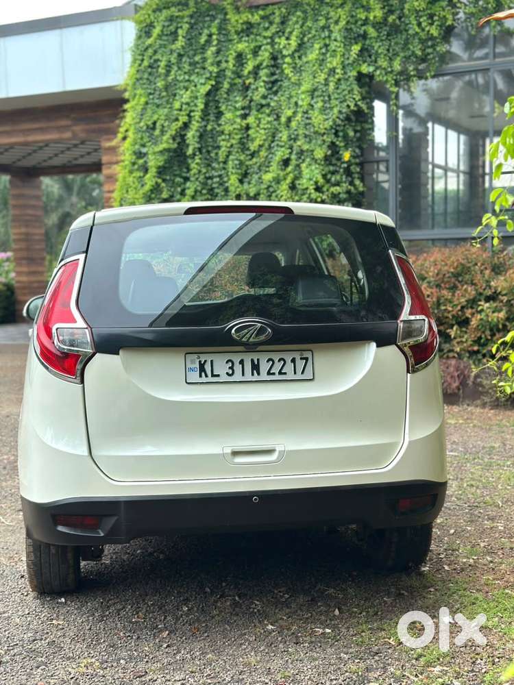 Mahindra Marazzo M2, 2019, Diesel